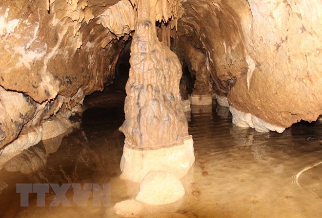 Vẻ đẹp trong hang động Huổi Đáp